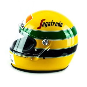 Início na F1 – Réplica do Capacete de Ayrton Senna (1984)